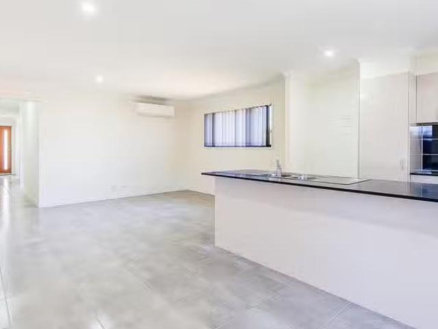 New 20 Dysart Drive, Holmview, QLD 4207