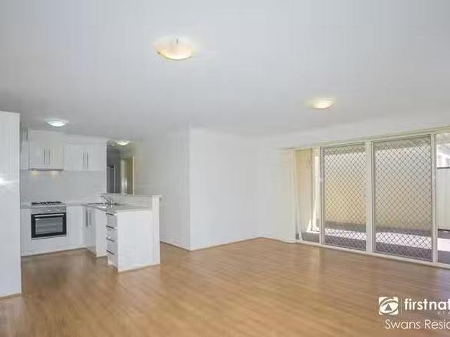 Nice 20 Henry Street, Midland, WA 6056
