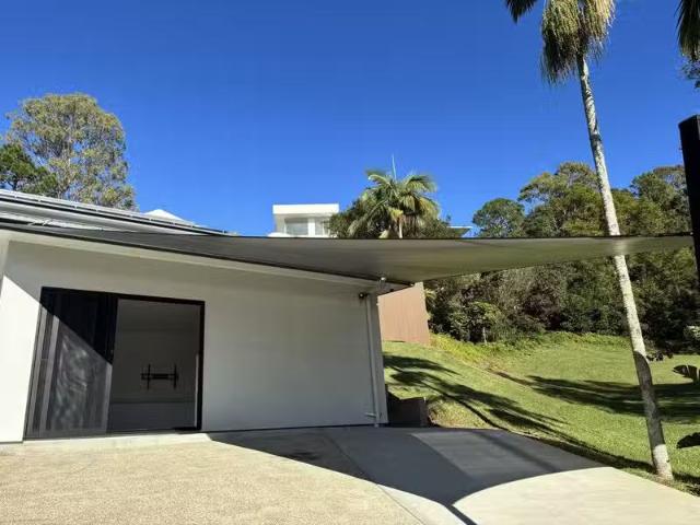 Unique 20 Jandakot Court, Elanora, QLD 4221 Studio for Rent