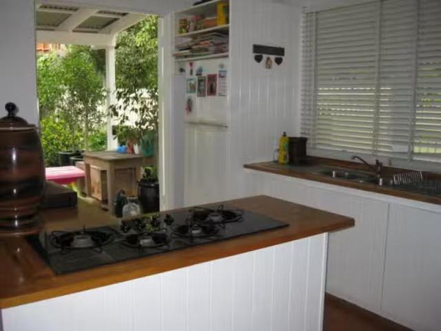 Nice 20 Marmion Parade, Taringa, QLD 4068