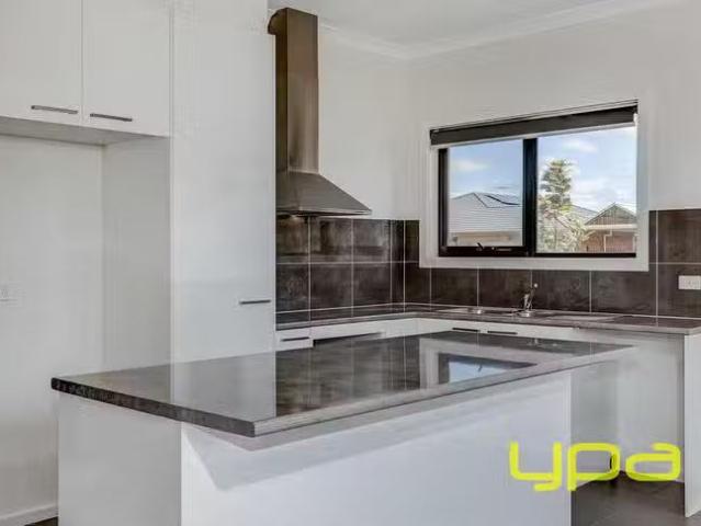 Just in! 20 Ridgeway, Melton West, VIC 3337