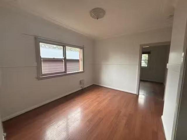 Nice 2/110 Douglas Street, Nowra, NSW 2541