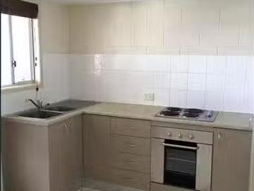 Deal! 2/12 Davy Avenue, Proserpine, QLD 4800