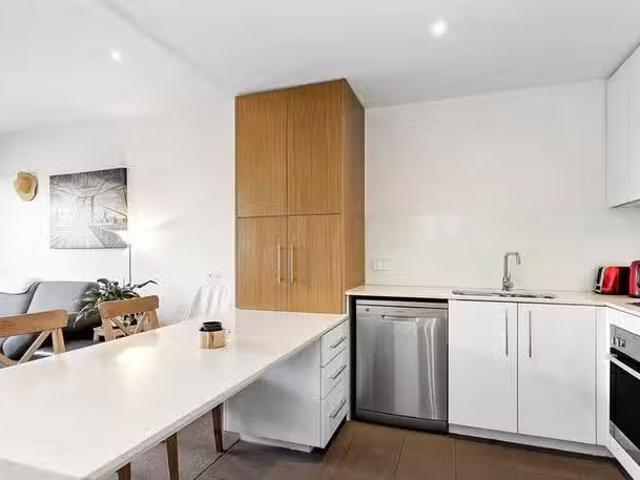 Charming 214/45 York Street, Richmond, VIC 3121