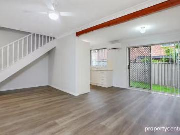 Charming 2/147 Cox Avenue, Penrith NSW 2750