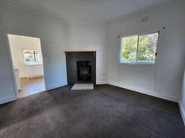 Rental! 214N Uralla Road, Walcha, NSW 2354