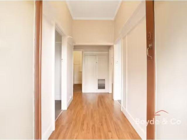 Nice 219 Princes Way, Drouin House for rent Listed by Alesha.