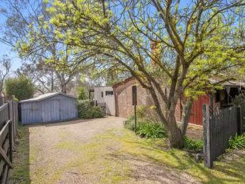 Nairne, South Australia - Garden, Parking