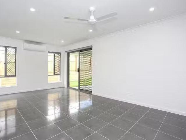 Unique 21 Kambu Close, Karalee, QLD 4306