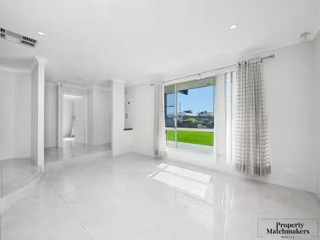 Just in! 21 Sylvana Way, Willetton, WA 6155