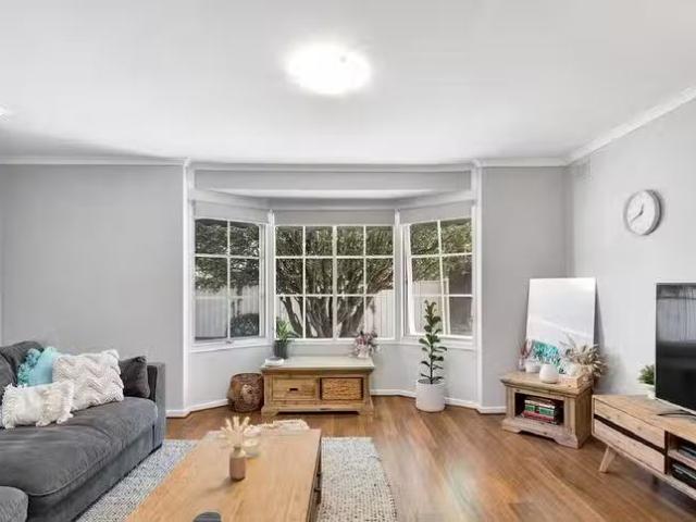 Just in! 2/21 Leonore Avenue, Kensington Gardens, SA 5068