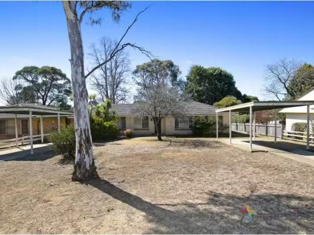 Cheap 2/21 Short Street, Armidale Apartment for rent Listed b.