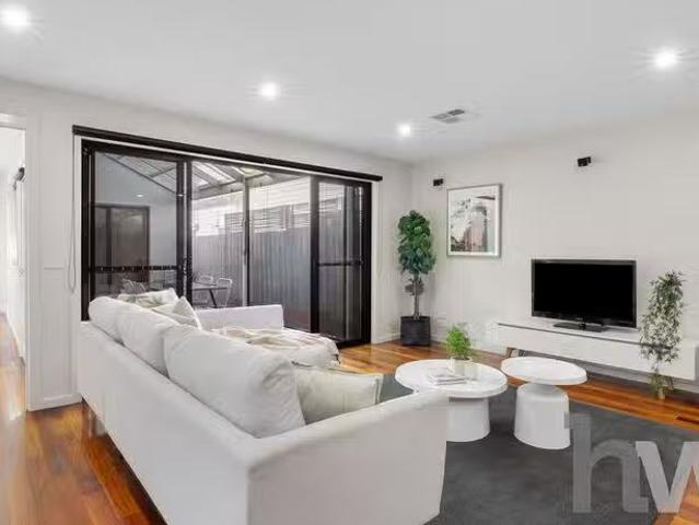 Just in! 2/220 Verner Street, East Geelong, VIC 3219