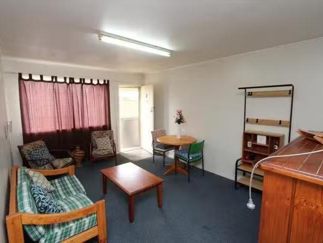 Cozy 2/23 Albury Street, Ashford, NSW 2361