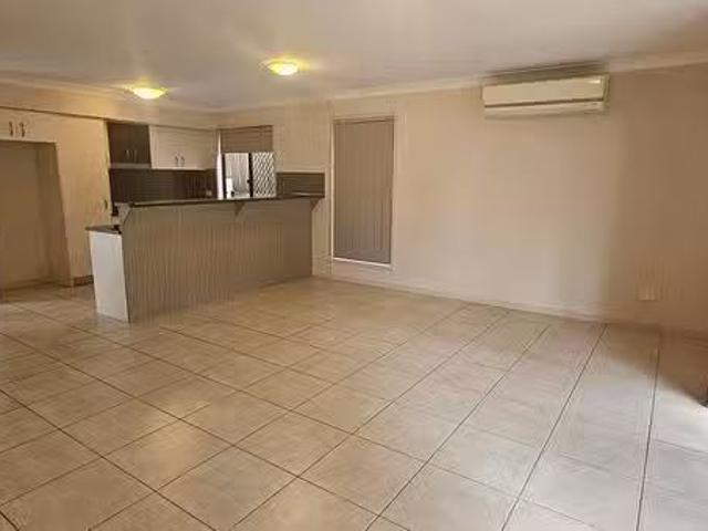 Cheap 2/24 Armstrong Street, Petrie, QLD 4502