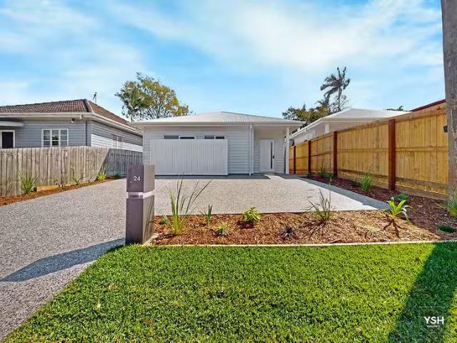 Unique 2/24 Halcomb Street, Zillmere, QLD 4034
