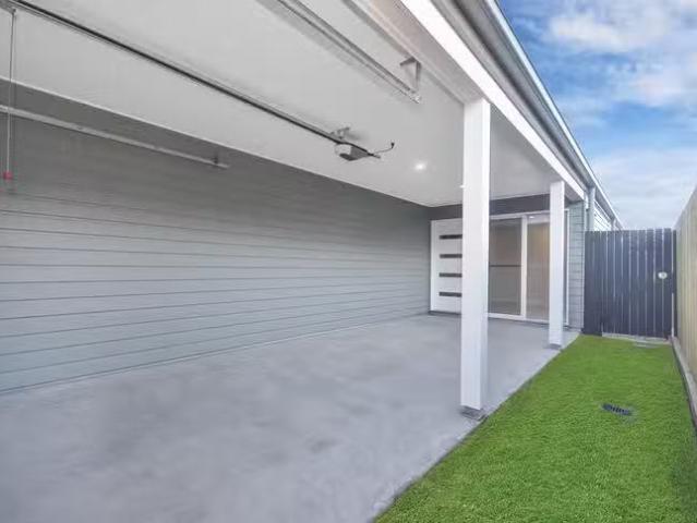 Charming 2/24 Jack Street, Morayfield, QLD 4506