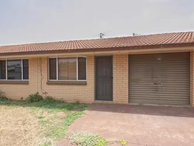Cheap 2/24 Proposch Street, Oakey, QLD 4401