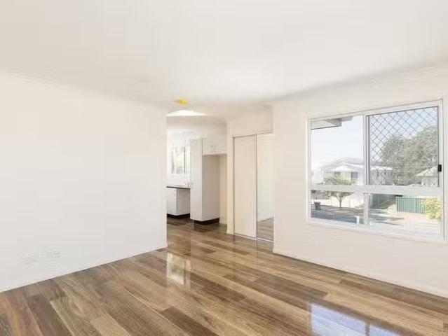 Deal! 2/25 Beatty Road, Rocklea, QLD 4106