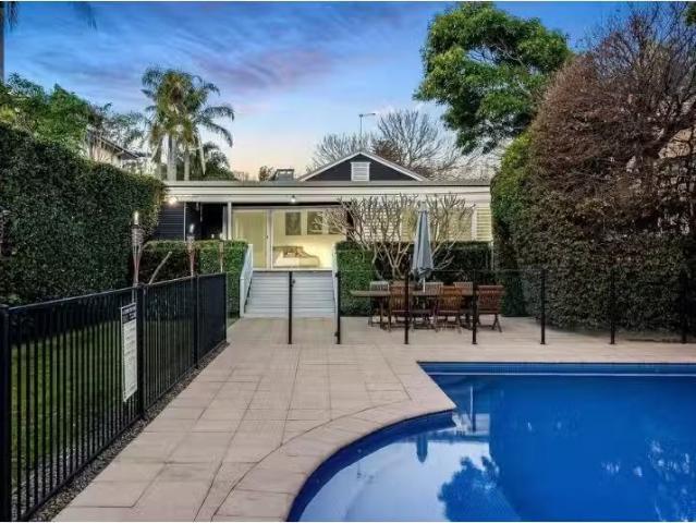 Rental! 22 Tasman Road, Avalon Beach House for rent Listed by.