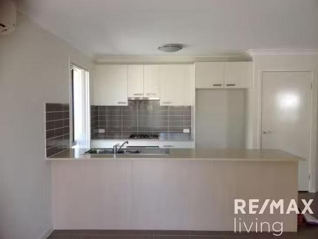 Deal! 2/2 Wellington Place, Narangba, QLD 4504