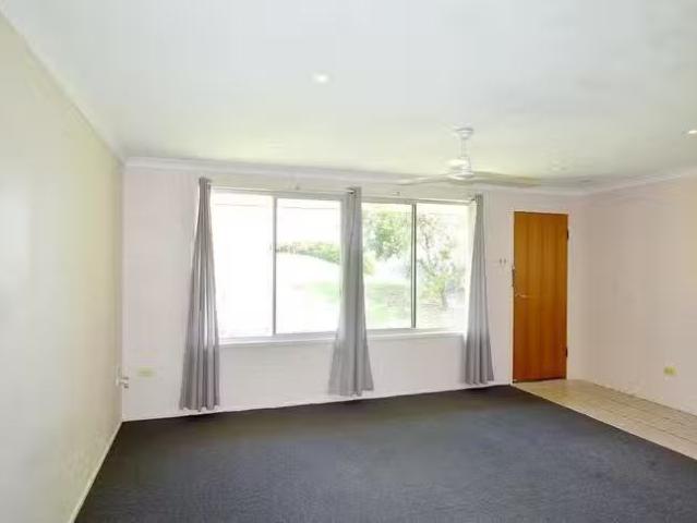 For Rent! 22 Bingera Street, Clinton, QLD 4680