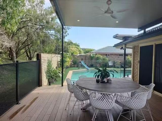 Nice 22 Cannon Drive, Currumbin Waters, QLD 4223