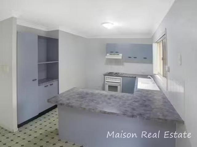 Just in! 22 Sandalwood Street, Sinnamon Park, QLD 4073