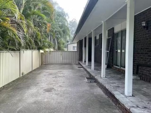 Rental! 22A Charlotte Street, Blackstone, QLD 4304