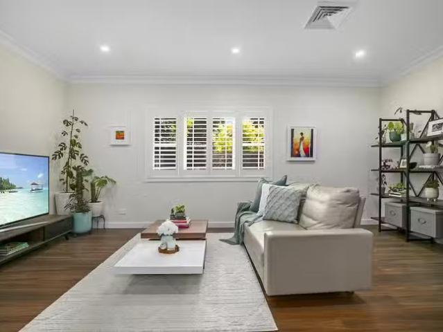 For Rent! 2/32 Terry Street, Blakehurst, NSW 2221