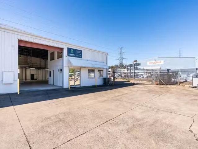 Just in! 2/33 Machinery Street, Darra, QLD 4076 Industrial/W.