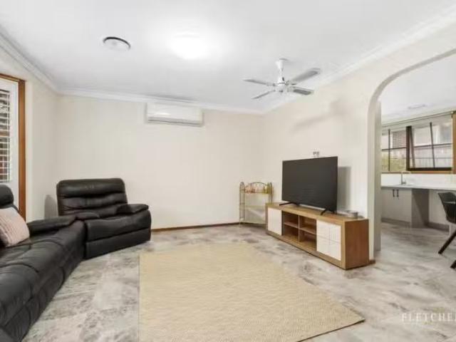 Unique 2/37 Mount Pleasant Road, Nunawading VIC 3131 Unit Au.
