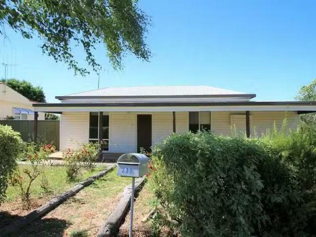 Just in! 237 March Street, Orange, NSW 2800