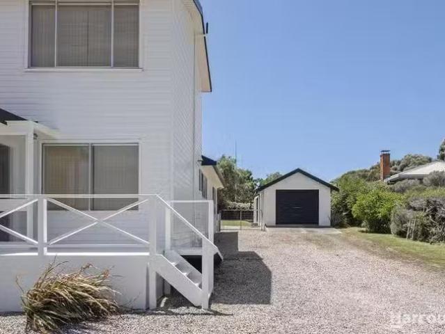 Charming 238 Low Head Road, Low Head, TAS 7253