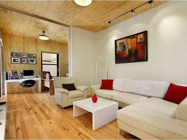 Charming 2/38 Walsh Street, West Melbourne House for rent Lis.