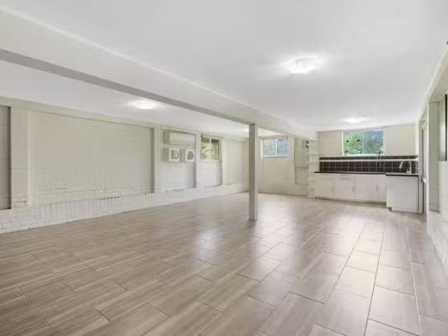 Nice 239 247 Second Avenue, MARSDEN, QLD 4132 House for Rent