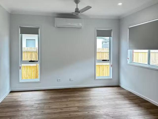 New 2/39 Eileen Court, LOGAN RESERVE, QLD 4133 Duplex for Rent