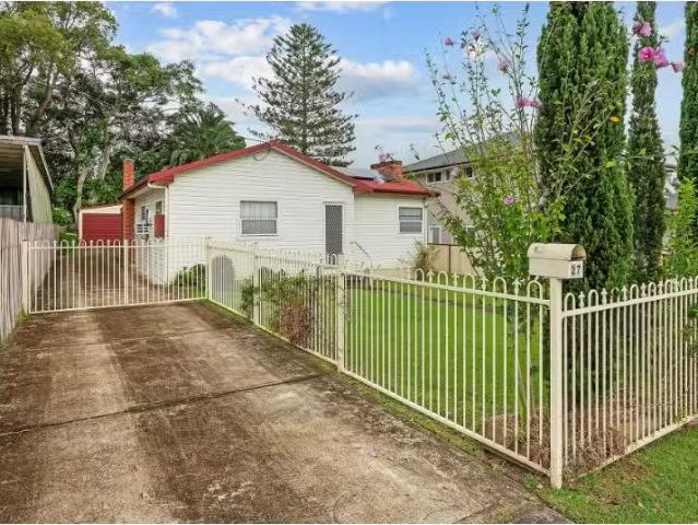Nice 27 fishanbarra Street, Raymond Terrace House for rent Li.