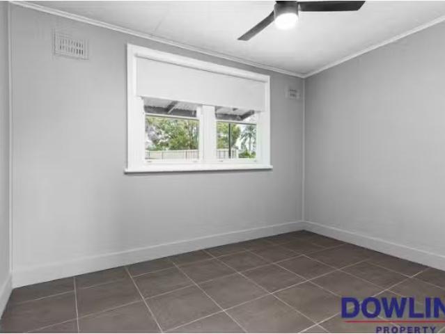 Unique 27 Greville street, Beresfield House for rent Listed b.