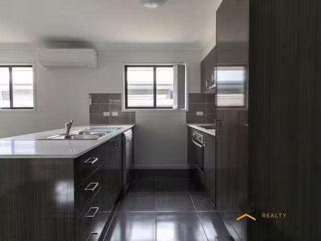 Deal! 27 Mcwilliam Street, Pimpama, QLD 4209