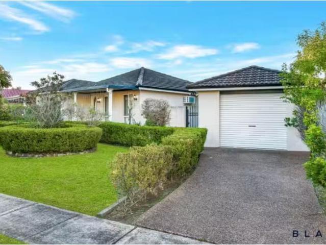 Rental! 27 Swinborne Crescent, WETHERILL PARK House for rent.