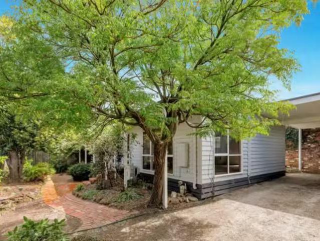 Rental! 2/45 St Andrews Avenue, Rosanna, VIC 3084