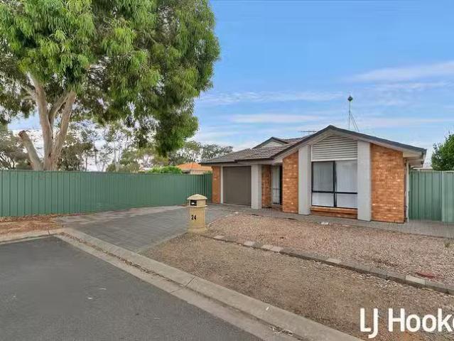 Cozy 24 Tangarine Court, Munno Para West, SA 5115