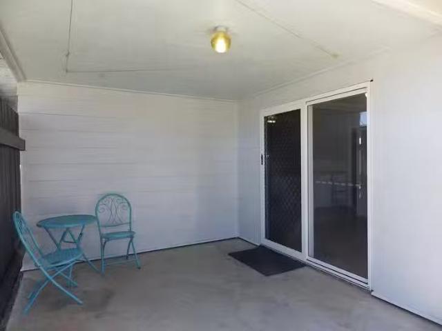 Nice 2/4 Wright Street, Roma, QLD 4455