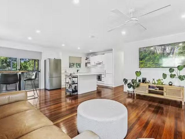 Cozy 24 Wunulla Street, Thorneside, QLD 4158