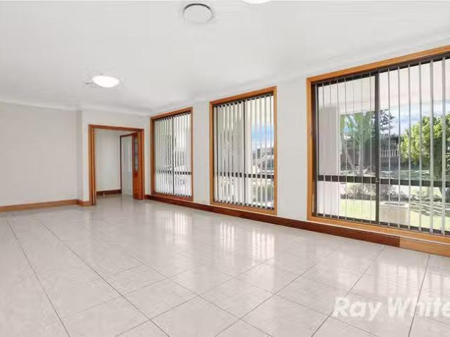 Just in! 24 Astwood Street, Colyton, NSW 2760