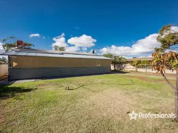 Rental! 24 Gorgon Road, Sunset Beach, WA 6530