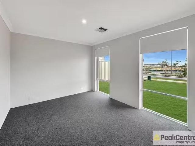 Cheap 24 Imperial Entrance, Eglinton, WA 6034