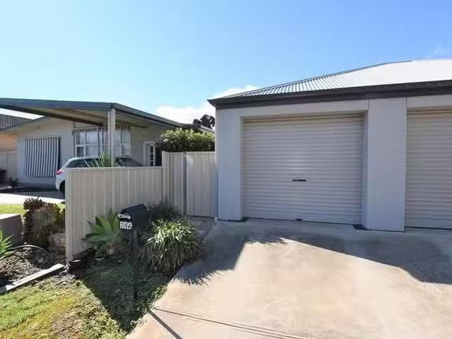 Rental! 24A Leitch Avenue, Port Noarlunga, SA 5167