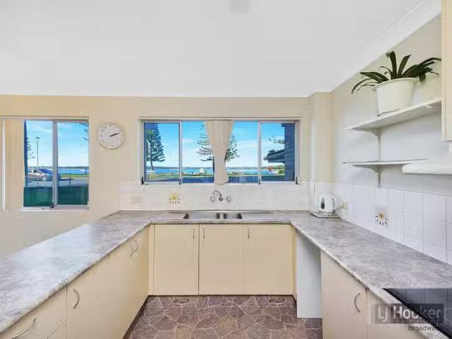 Just in! 2/500 Marine Parade, Biggera Waters, QLD 4216